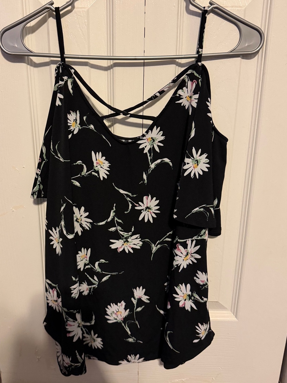 Kaileigh Black Floral Cold-Shoulder Camisole